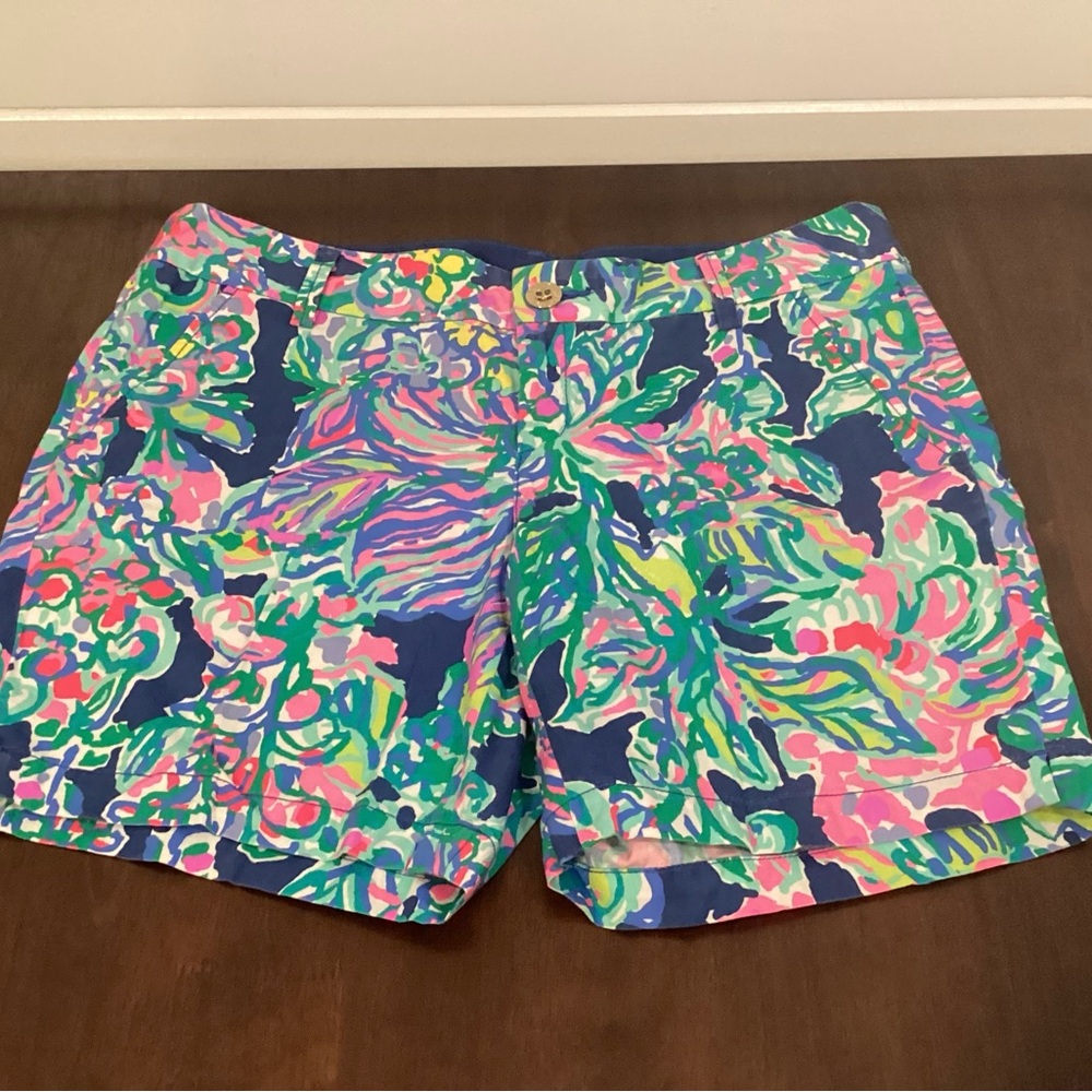 Lilly Pulitzer The Jayne Short Size 8